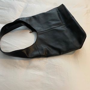 lavorazione artigianale black tote bag